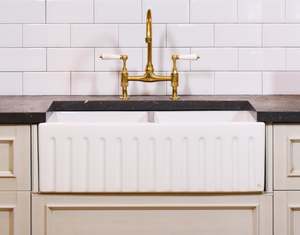 Belfast Kitchen Sink: Double Fluted Apron Sink - 830 x 500 x 250mm
