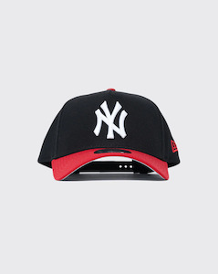 Headwear: New Era 940 AFrame New York Yankees Snapback - Black/Red