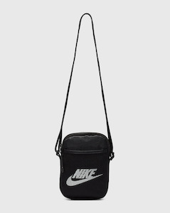 New Stock To Add To Carnival Sale Over The Week: Nike Heritage Crossbody Bag - BA5871-010
