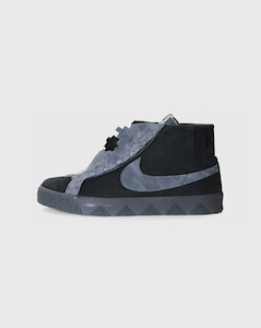 Sale: Nike SB Blazer Mid Di’oor Greenwood Shoe