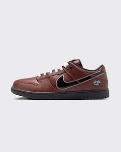 Nike SB x Limosine Skateboards Dunk Low Pro