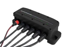 Cables: Raymarine HS5 Raynet Network Hub Switch