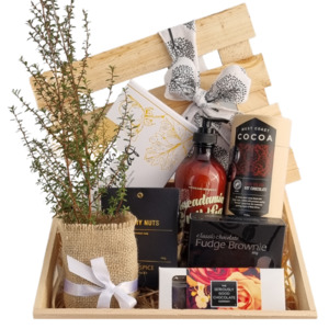 Hampers: Aroha Gift Hamper
