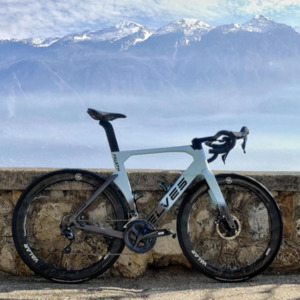 Elves Bikes Wheels Bars: Elves Falath EVO+ 2025 Frameset (Disc Brake) UCI Approved