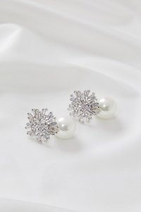 Products: St Clair - Silver Trish Peng