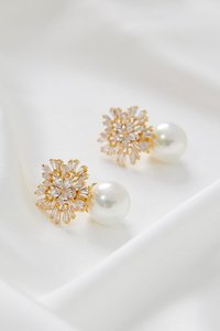 St Clair - Gold Trish Peng