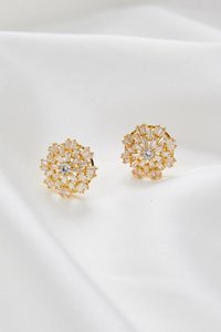 Products: Charlotte - Gold Trish Peng