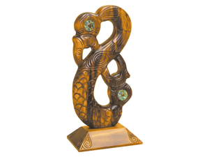 Products: Manaia Nui on Base (450mm)