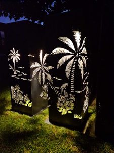 Tropical Treasures Solar Light Bollard