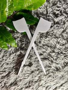 Heru: Tewhatewha Hair Pin