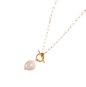 Chains: Stainless Steel Paper Clip Chain With Toggle Clasp And Pearl Pendant Gold