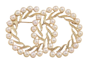 Double Ring Pearl Brooch Gold