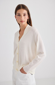 We Wear New Zealand: Laing Cream Liv V-Neck Cardigan