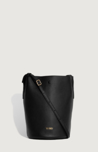 Yu Mei: Yu Mei Black deer Nappa Phoebe Bucket