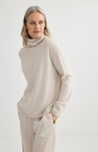 Laing Oyster Cashmere Funnel Neck
