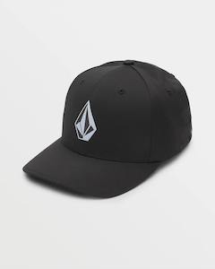 Mens: Volcom Stone Tech Flexfit Delta Hat