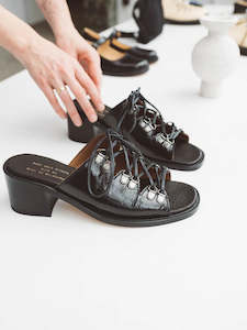 Footwear: Beat High-Black Shine