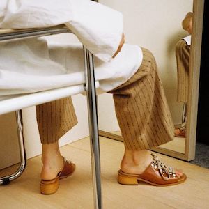 Footwear: Beat Classic-Tan