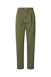 Rabens Saloner: Raina Canvas Light Pleat pant-Army