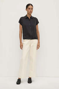 Karri Silk Short Sleeved Shirt-Black