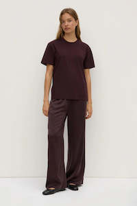 Women's Organic Base Tee-Burgundy