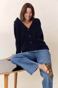 Frontpage: Marloup Cardigan-Navy