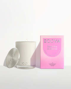 Homeware: ECOYA SWEET PEA & JASMINE MADISON CANDLE