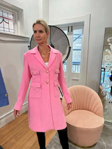 Yvonne Bennetti: YVONNE BENNETTI PATCH POCKET CASH COAT