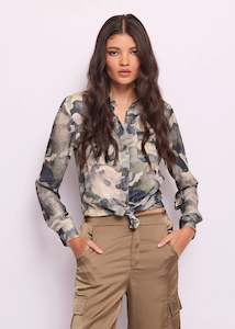 Denny Rose 1: DENNY ROSE PRINTED GEORGETTE SHIRT