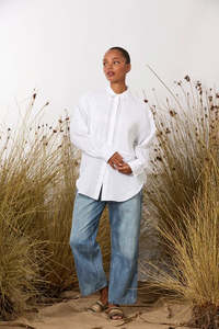 Maud Dainty: MAUD DAINTY BOBBY PIN SHIRT-WHITE