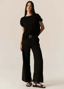 Pol: POL ZONE CAP TEE-BLACK