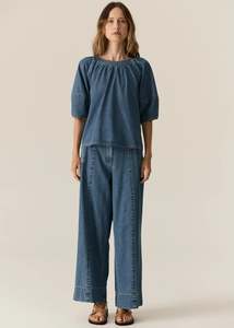 Pol: POL CARSEN TOP-LIGHT WASH