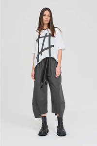 TAYLOR BETWEEN MODULE TEE-IVORY/PEWTER