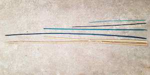 Accessories: Plant stakes - assorted sizes