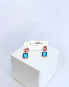 Tuesday Accessories: Vintage 2 Tone Drop Earrings | Blue/Pink