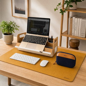 Desk Sharing And Office Bags: Complete Desk Setup