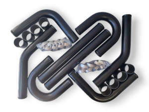 63mm 2.5" Universal Intercooler Pipe Kit - 600mm long - Stealth Blackout Edition