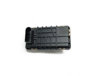 Mercedes Benz: GT1749V Turbo Electronic Actuator 759688  for Mercedes-PKW Sprinter II 215CDI