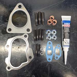 Accessories: FITTING KIT TO SUIT TOYOTA HIACE 2KDFTV CT9C