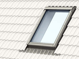 Roofing: Velux Pitched Roof Flashing (Suitable for Corrugate and tile roofing)
