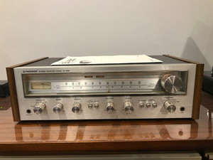 Products: Pioneer SX-550 receiver Turntable Guy