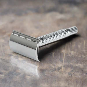 Menswear: Lamberts Luscious Safety Razor