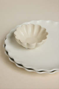 All Kitchen: Wave Ivory Dipping Bowl