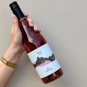 Products: Rosé 2023 - Tussock Hill Vineyard