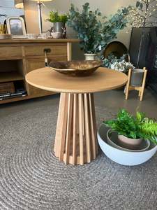 Furniture: Nordic Oak Side Table