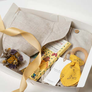 Celebration: Sand Dune - New Baby Gift Box