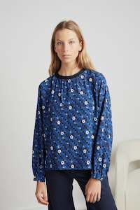 Everyday Is Magic Aw22: Charlotte blouse