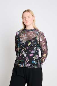 Fun And Games Aw25: Nothing but net top