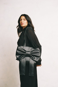 Caitlin Snell + twenty-seven names | Market Bow Bag - Black