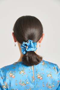 Deadstock: Mini scrunchie - Blue satin